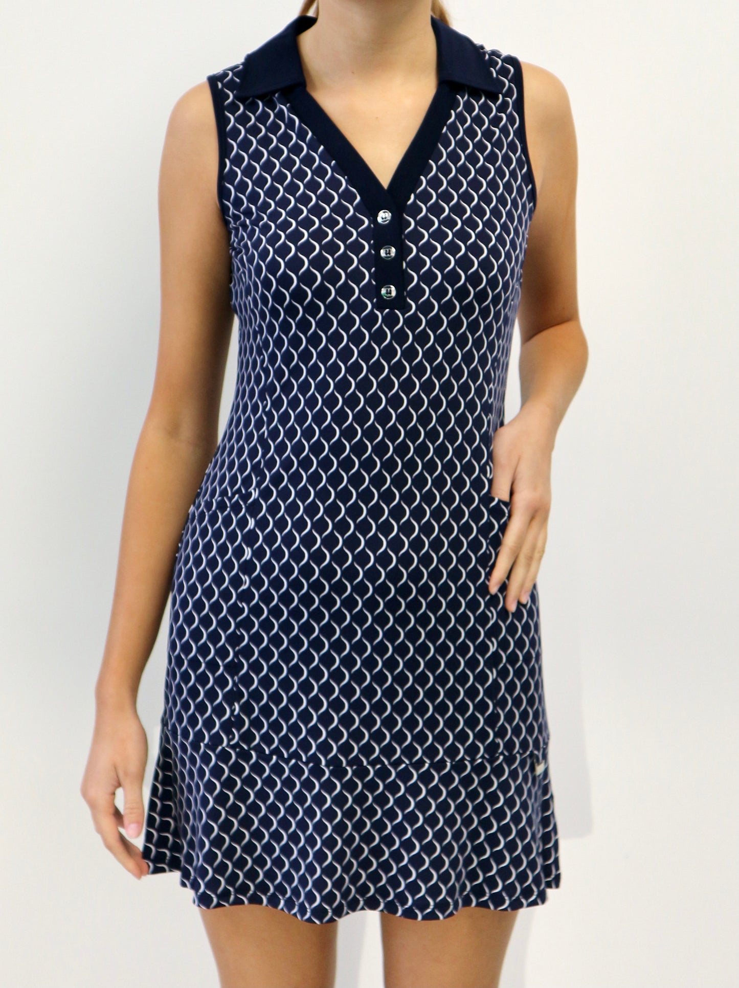 Adèle #23804 -Robe de golf imprimée sans manches- Dexim Golfwear