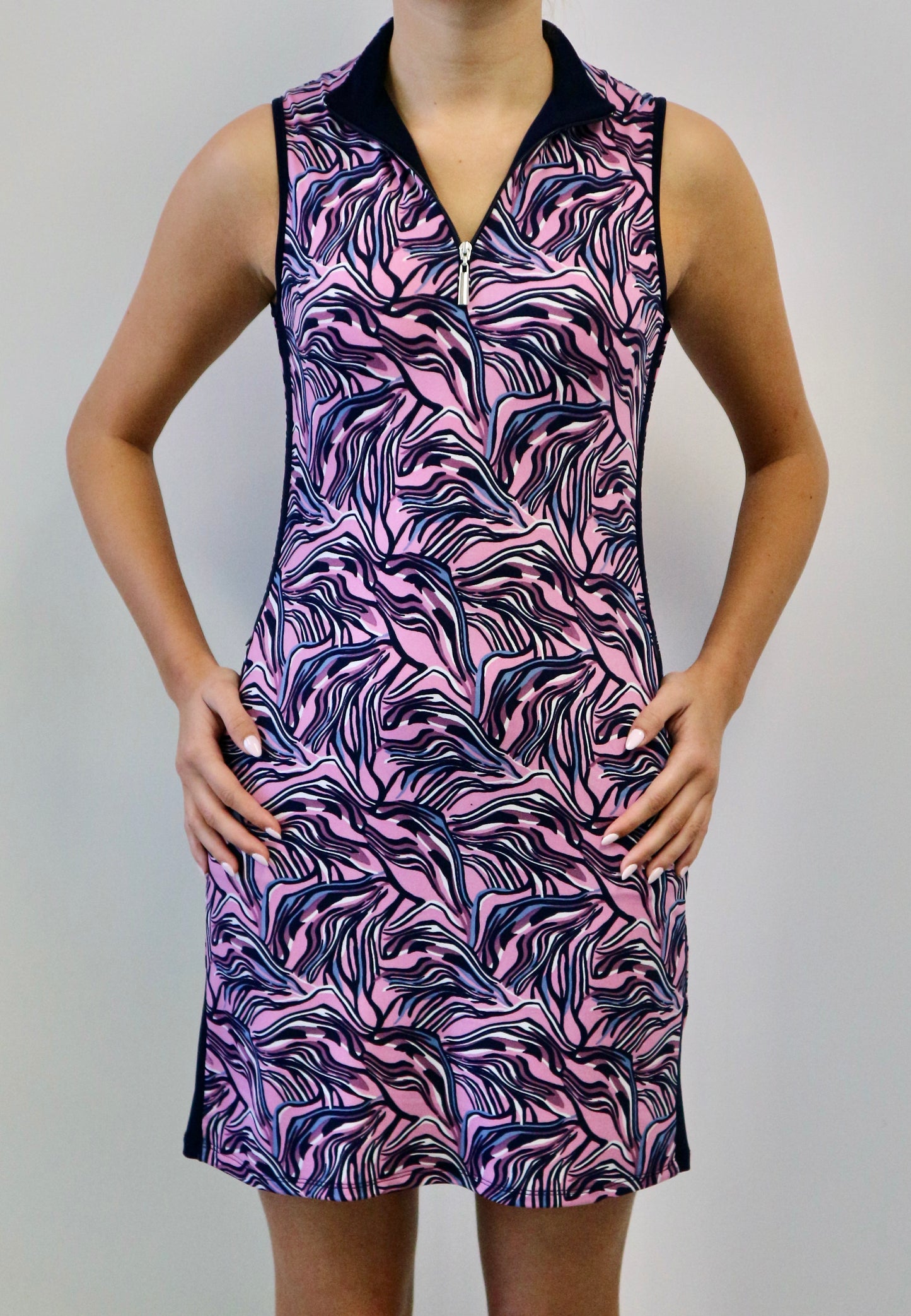 Nora #23802 - Robe de Golf imprimée sans manches- Dexim Golfwear